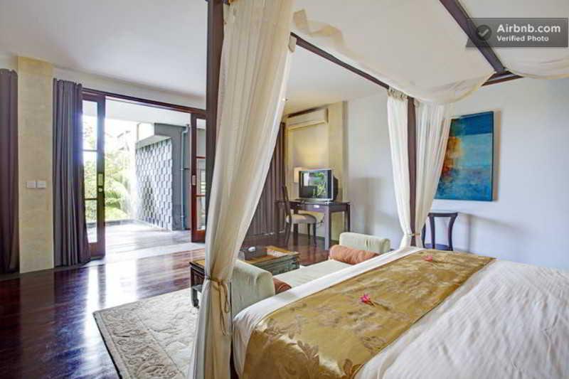 Villa Jalak Bali Jimbaran  Exterior photo